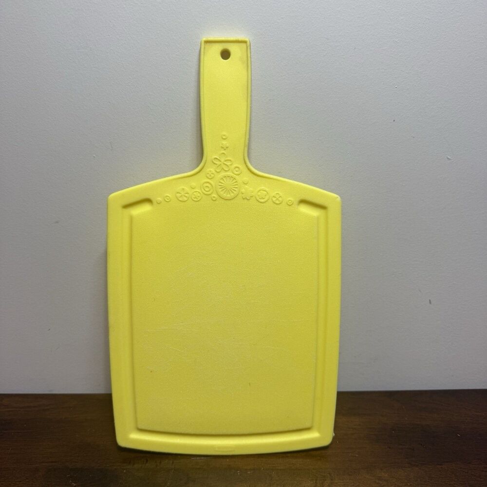 Vintage 1970s Rubbermaid Orange Plastic Cutting Board w Handle - 14x8